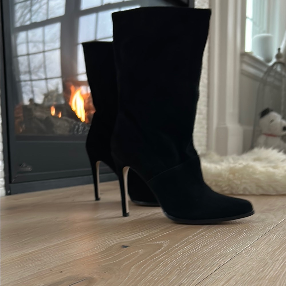 Elegant Black Women's Boots